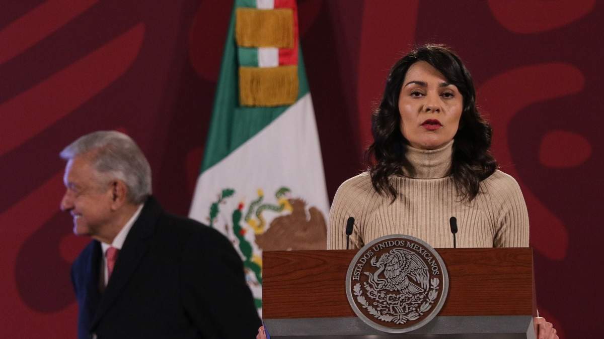 La presentadora junto al presidente López Obrador en Palacio Nacional