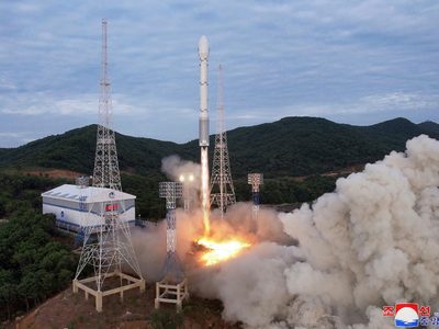 Norcorea podría intentar lanzamiento de satélite militar espía en los próximos días