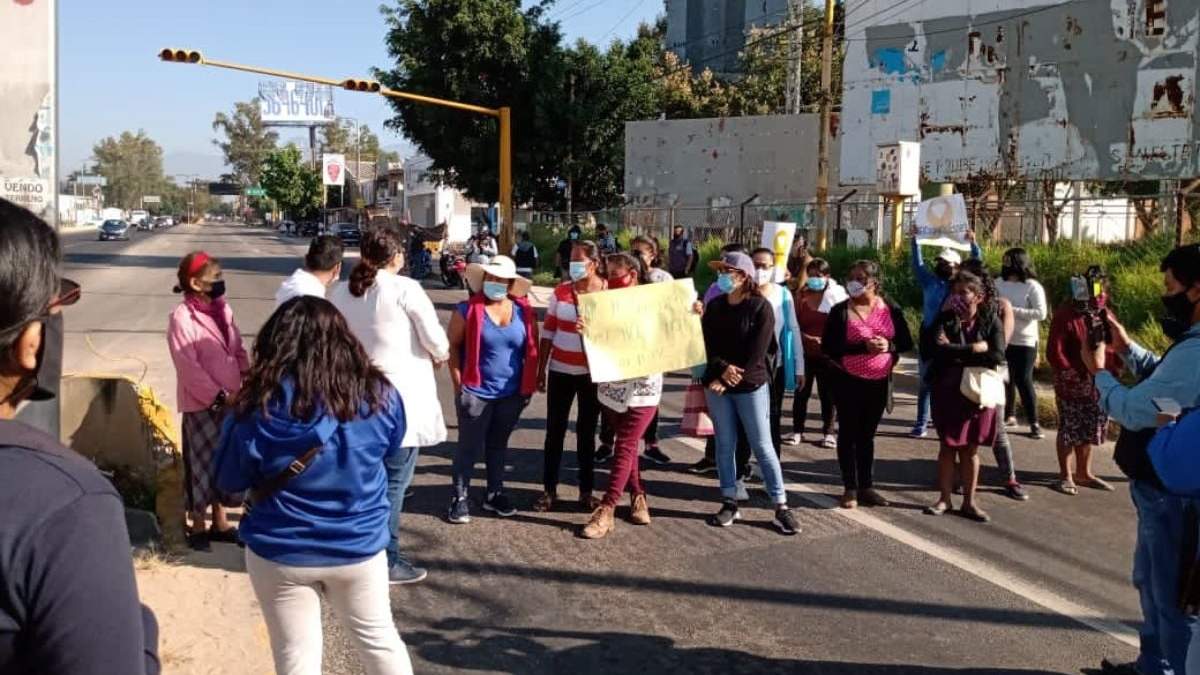 Protesta de padres de niños con cáncer en Oaxaca