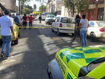 Ejecutan a dos hombres y dejan herida a una mujer en Azcapotzalco