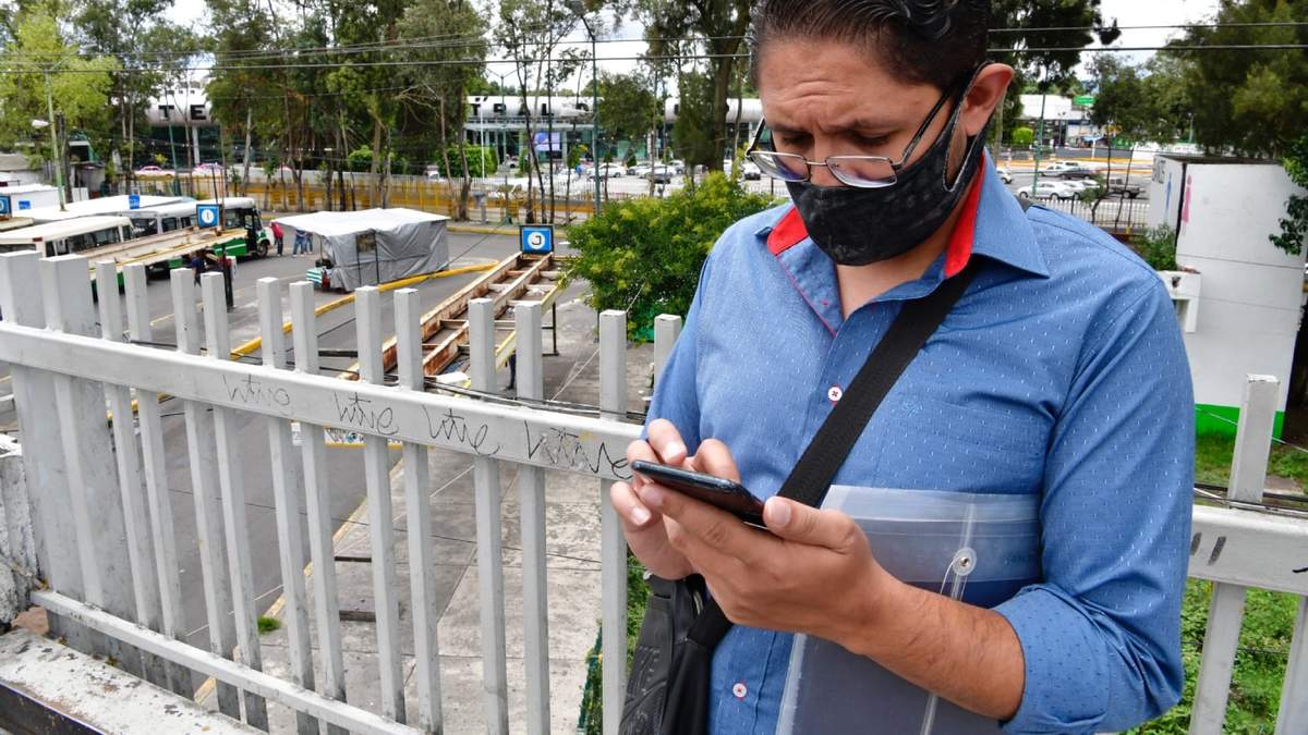 La consulta de redes sociales fue la actividad preferida de los mexicanos durante el confinamiento, reveló la UNAM