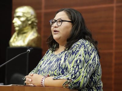 Sin aludir a recientes feminicidios, el gobierno anuncia conferencia regional sobre la mujer