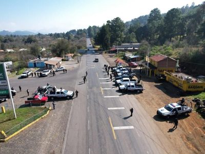 Gobierno de Michoacán "blinda" carreteras para evitar bloqueos de normalistas