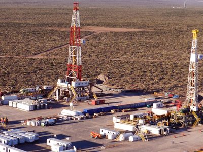 Conflicto petrolero: La Municipalidad de Rincón de los Sauces apoyó el reclamo de los sindicatos