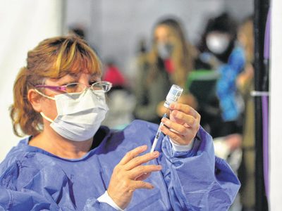 Cuáles son los centros de vacunación que funcionan hoy en Neuquén