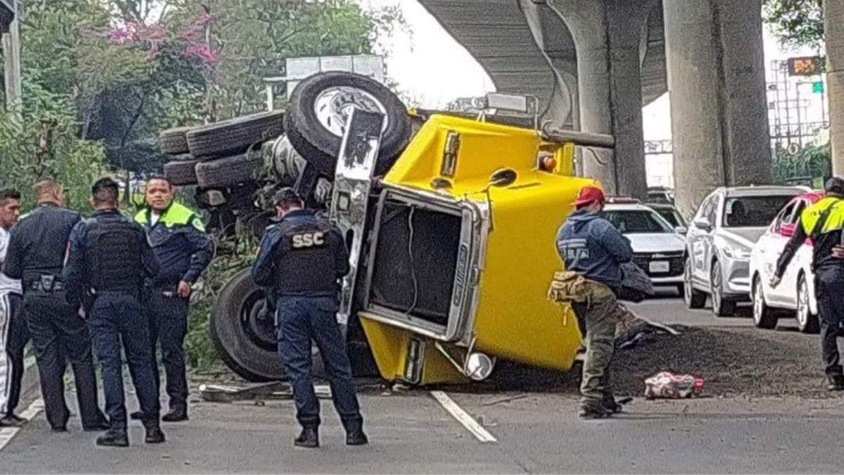 Tráiler volcado