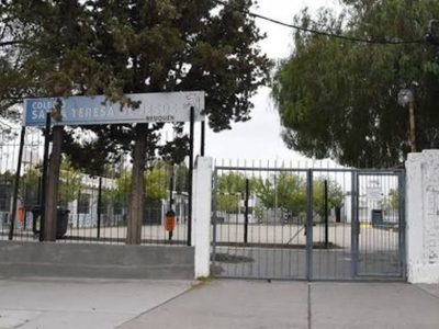 Agresión en el Colegio Santa Teresa: un padre entró y atacó a un estudiante frente a docentes y compañeros
