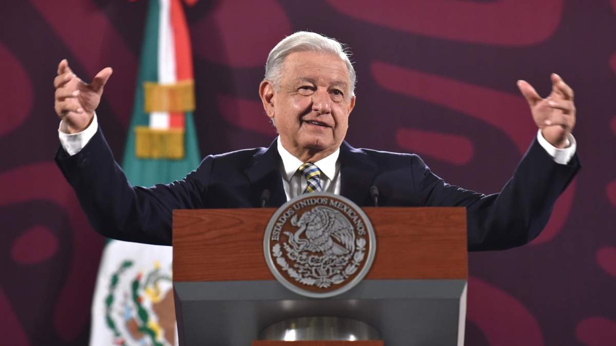 El presidente duarante la conferencia matutina