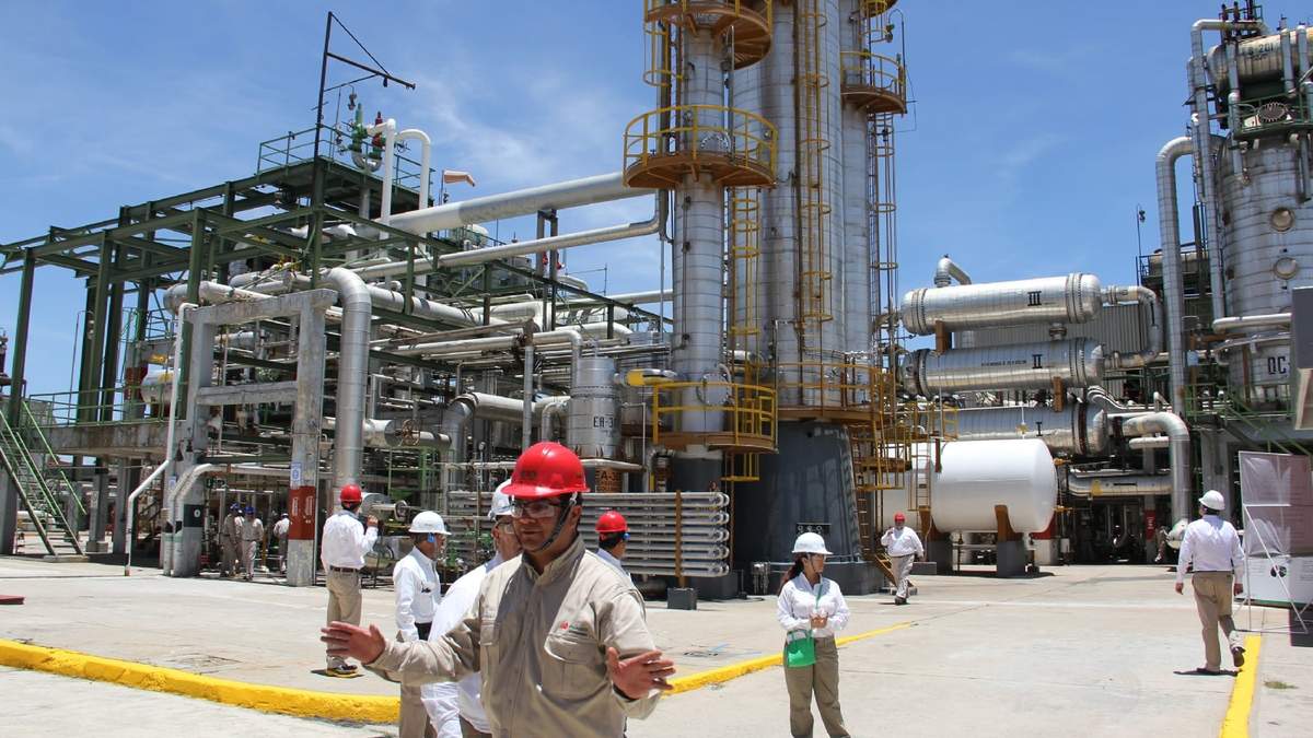 Instalaciones de la petroquímica de San Martín, Texmelucan