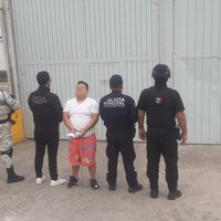 Líder de "La Chokiza" vinculado a candidata de Morena en Ecatepec es detenido por la FGR