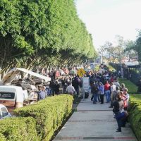 Morena monta campamento en Congreso de Veracruz; Yunes les llama 'porros” e 'ignorantes”