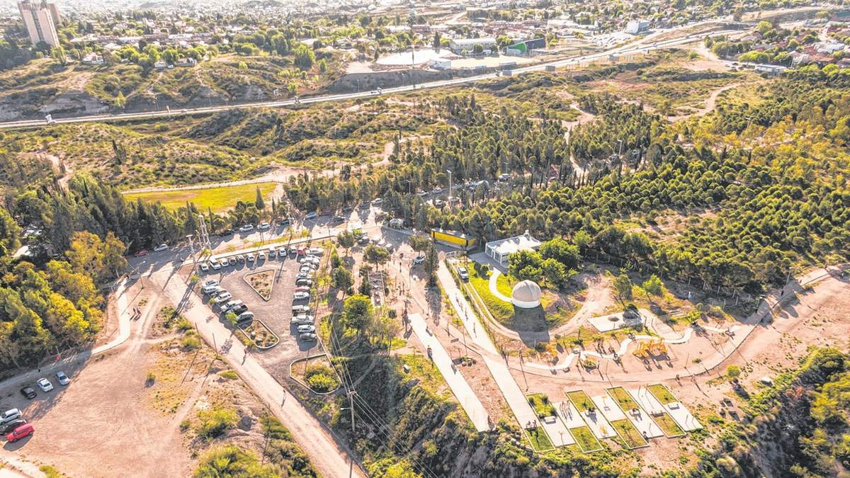 Vista aérea del Parque Norte en Neuquén Capital. Fuente: (Twitter)