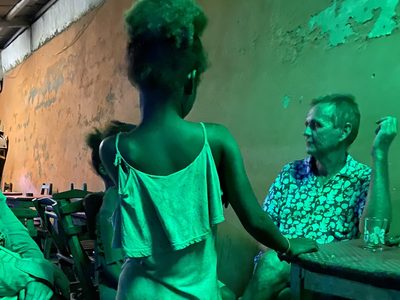 La célula de escucha: una esperanza contra la explotación sexual infantil