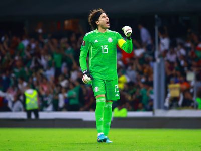 Memo Ochoa es el portero más temido para el Mundial de Qatar, según la FIFA
