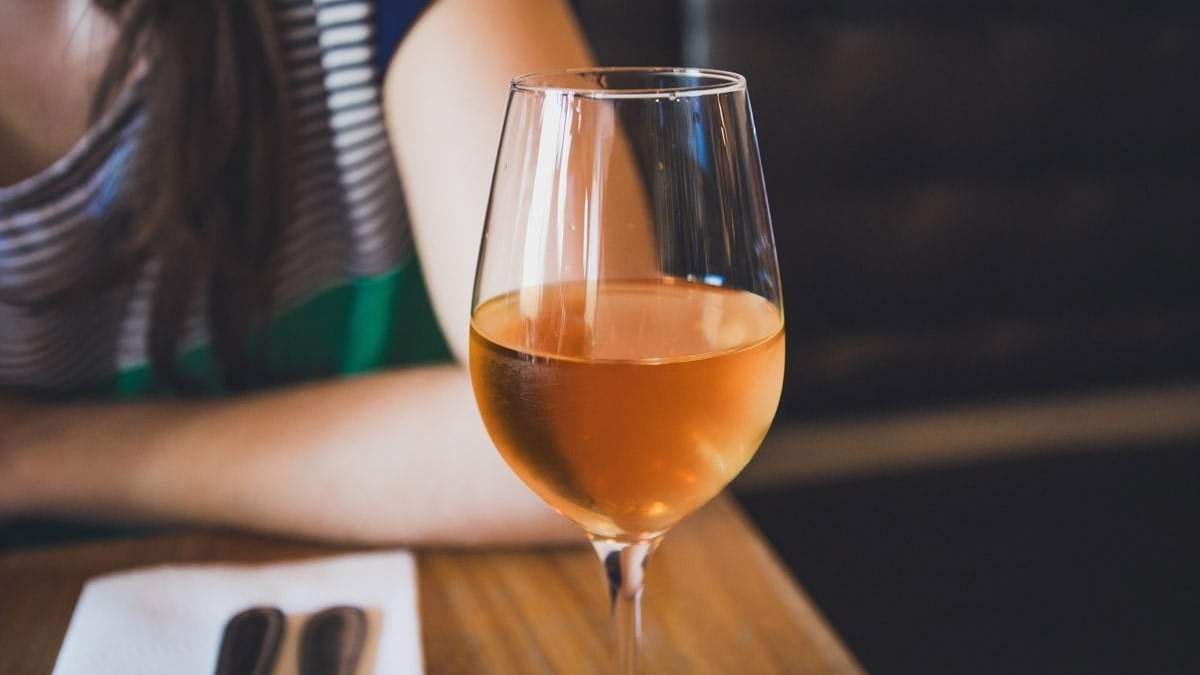 Elaboran vino naranja en Mallorca. Fuente: (Instagram)