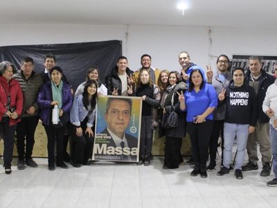 Plottier: dirigentes políticos y sociales que apoyan a Sergio Massa preparan campaña electoral