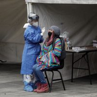 Se disparan los contagios de covid-19 en México en vísperas de Semana Santa
