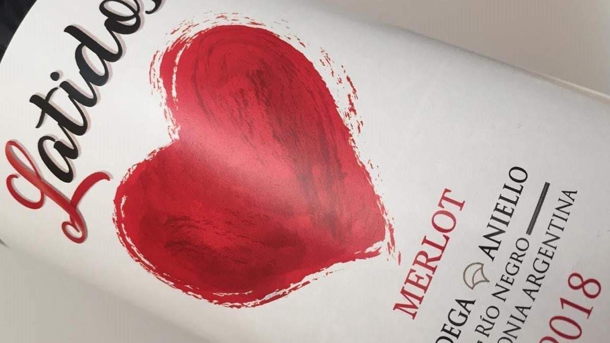 Un Merlot que ayuda de corazón. Fuente: (Instagram)