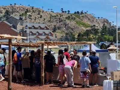 Miles de turistas volvieron a elegir a Neuquén para pasar el último finde largo del año
