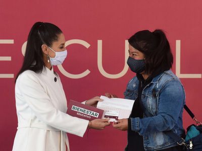 PRD suma nueva denuncia contra Sheinbaum por "promoción personalizada"; presenta queja en el INE