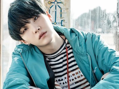¡En tan solo un día! Suga recibió el apoyo de BTS y alcanzó el primer lugar con su álbum