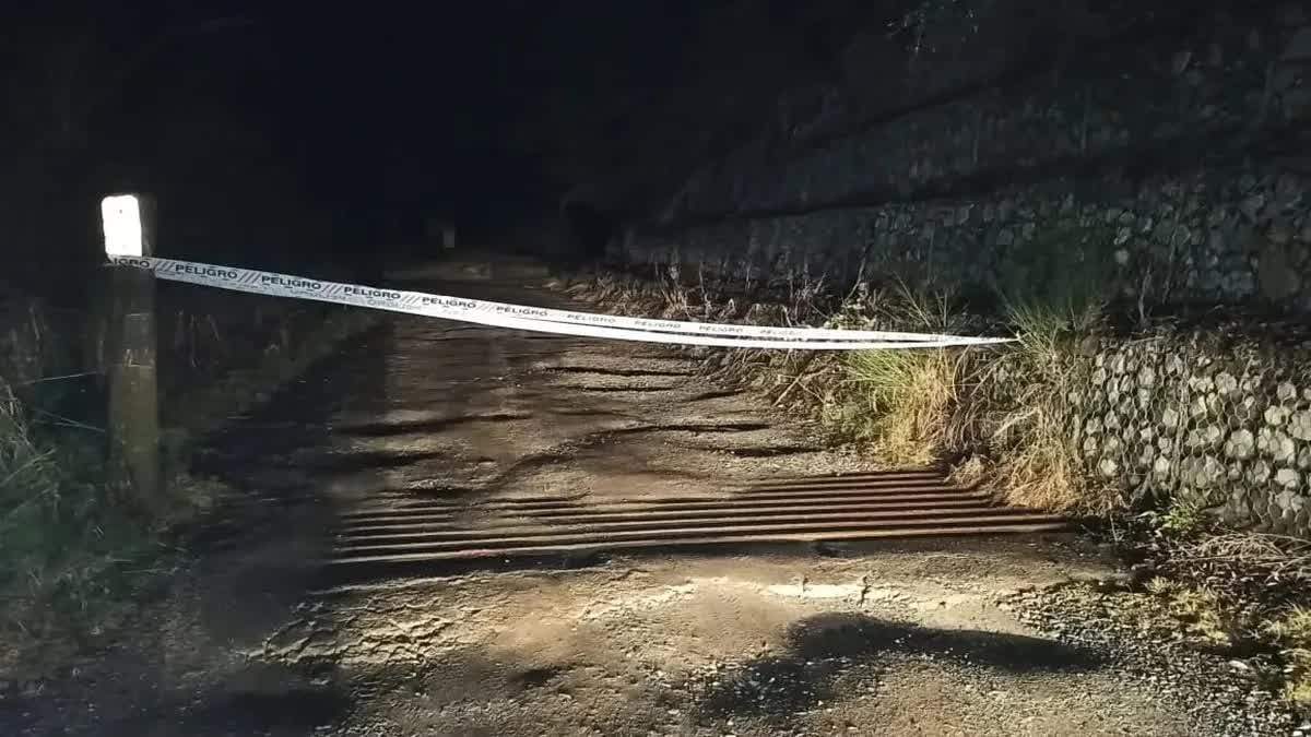 El acceso al Lago Espejo Chico del Parque Nacional Nahuel Huapi se encuentra cerrado. Fuente: (Twitter)