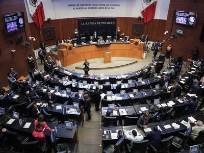 Senado de la República define lista de diez aspirantes para presidir la FGR
