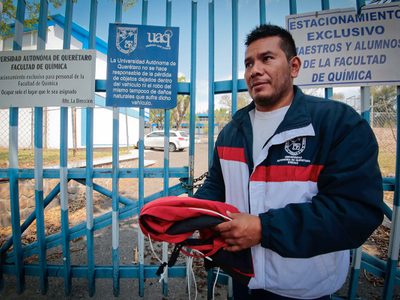 Anuncia UAQ que impugnará laudo y acusa intromisión gubernamental