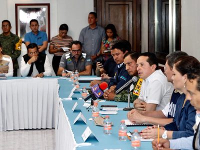 La onda tropical cuatro deja decenas de familias evacuadas en Quintana Roo