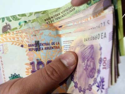 Aumento salarial para empleados de comercio: de cuánto serán las subas este año
