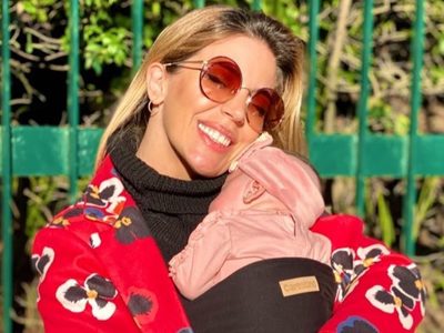 Siestita con papá: Virginia Gallardo y una nueva postal de Martina que no pudimos resistir