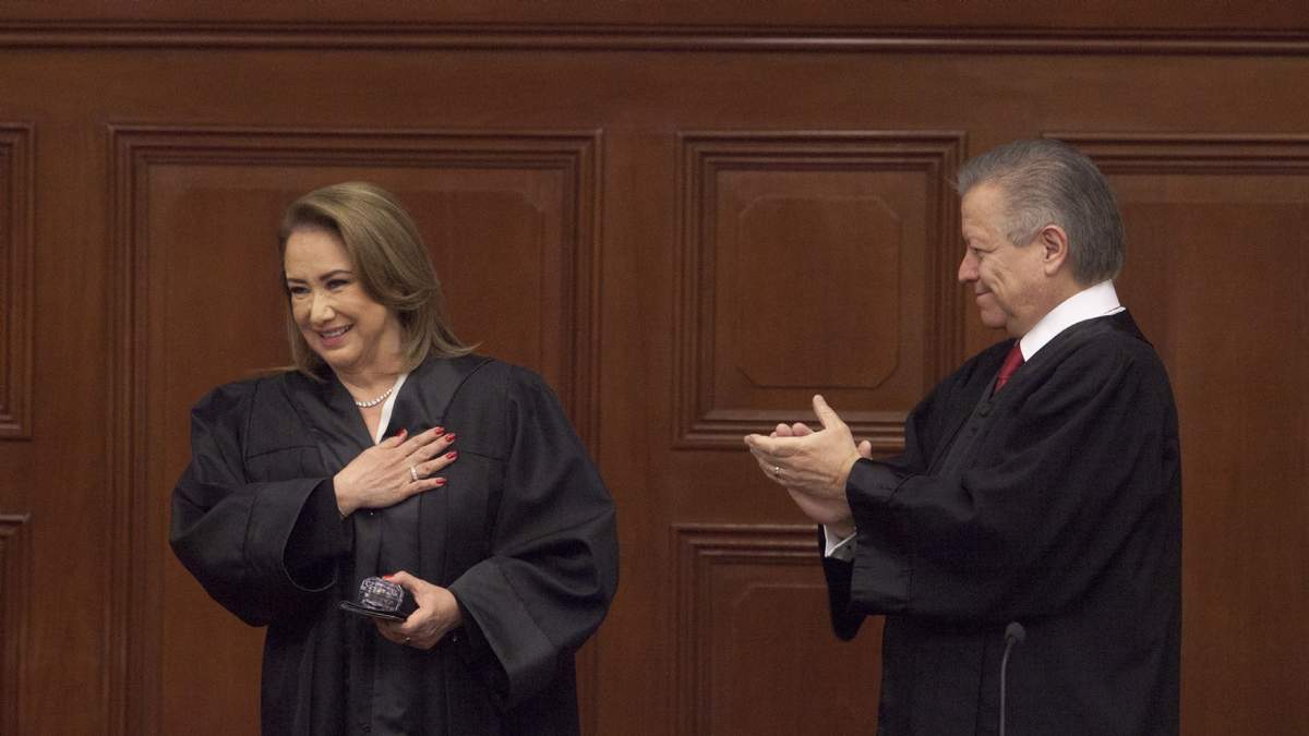 La ministra Yasmín Esquivel Mossa