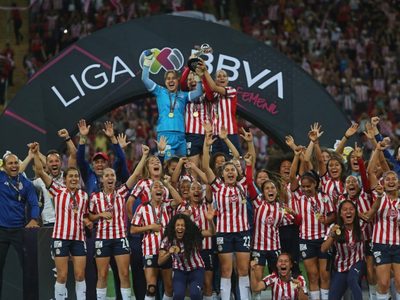 Chivas de Guadalajara se coronan campeonas del Clausura 2022 femenil