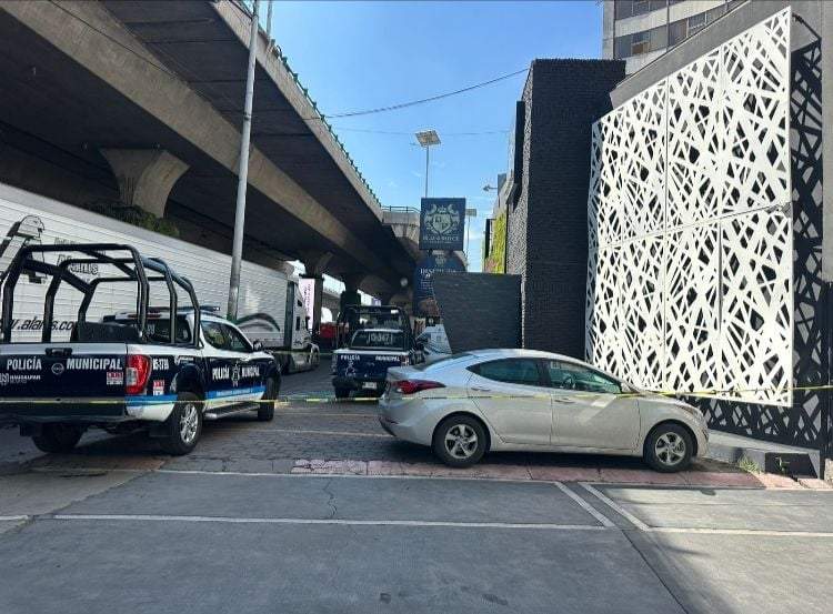 Bar Black Royce en Naucalpan, sitio donde falleció el empresario Iñigo Arenas Saiz