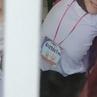 Viral: Niña se cambia el nombre en su primer día de clases y no se la quieren dar a su mamá