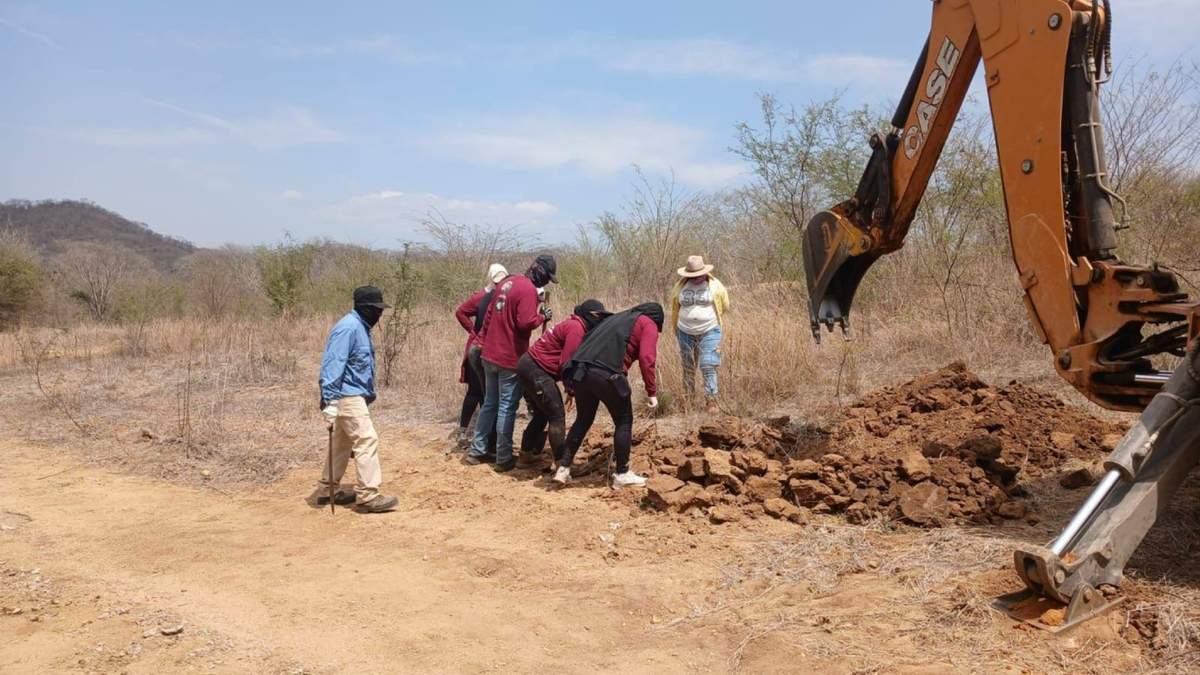 El colectivo Por las Voces Sin Justicia reportó el hallazgo de una nueva fosa clandestina en El Verde, comunidad serrana de Concordia