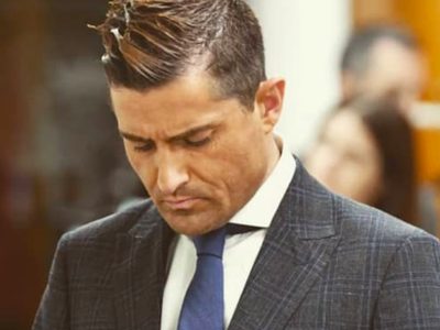 Por Alexia Rivas: Alfonso Merlos recibe un duro golpe y debe rearmarse
