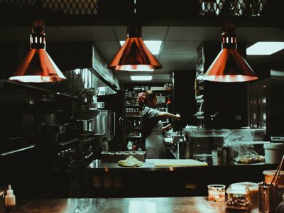 Dark Kitchen: cocinas a puertas cerradas como salida a la crisis