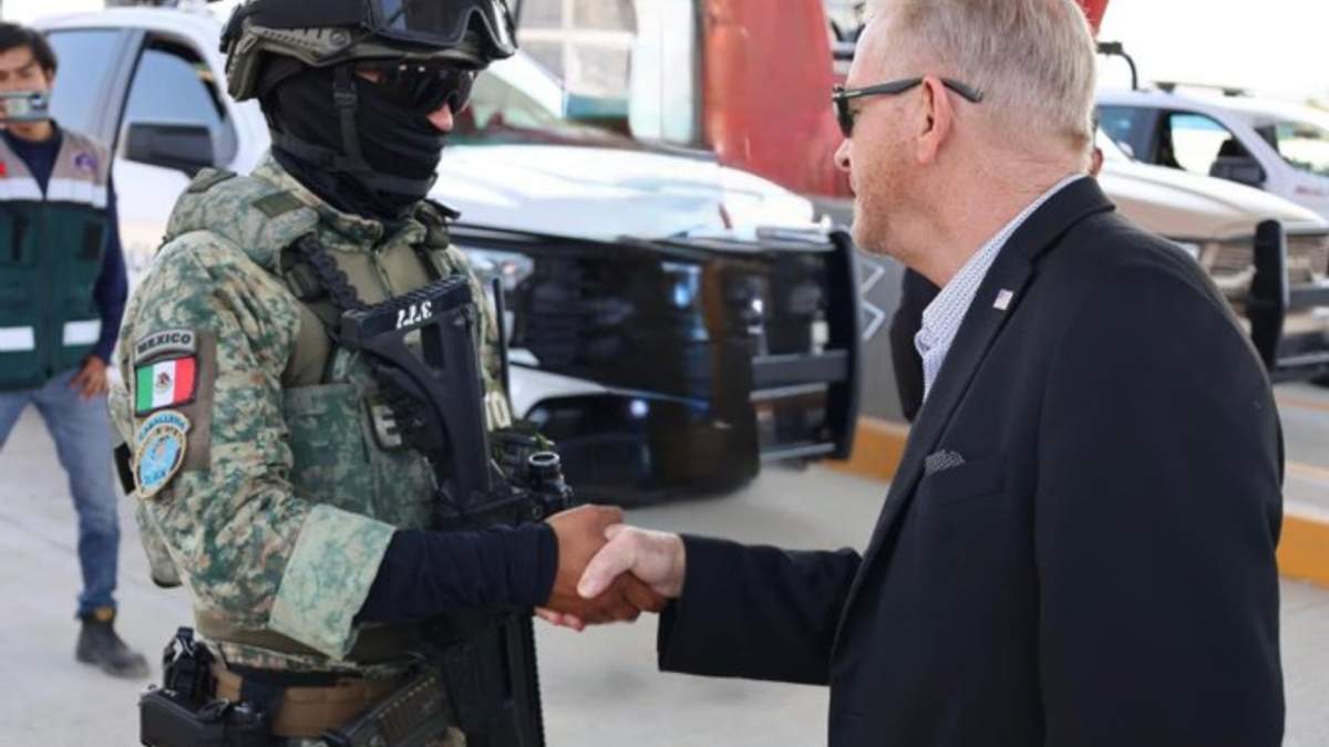 Ronald Johnson, el embajador de Estados Unidos en México, saludó el “profesionalismo y determinación” de las fuerzas de seguridad del gobierno de Sheinbaum