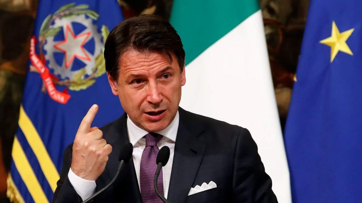 Giuseppe Conte, ex primer ministro de Italia, en la sede del Parlamento italiano. Fuente: (Twitter)