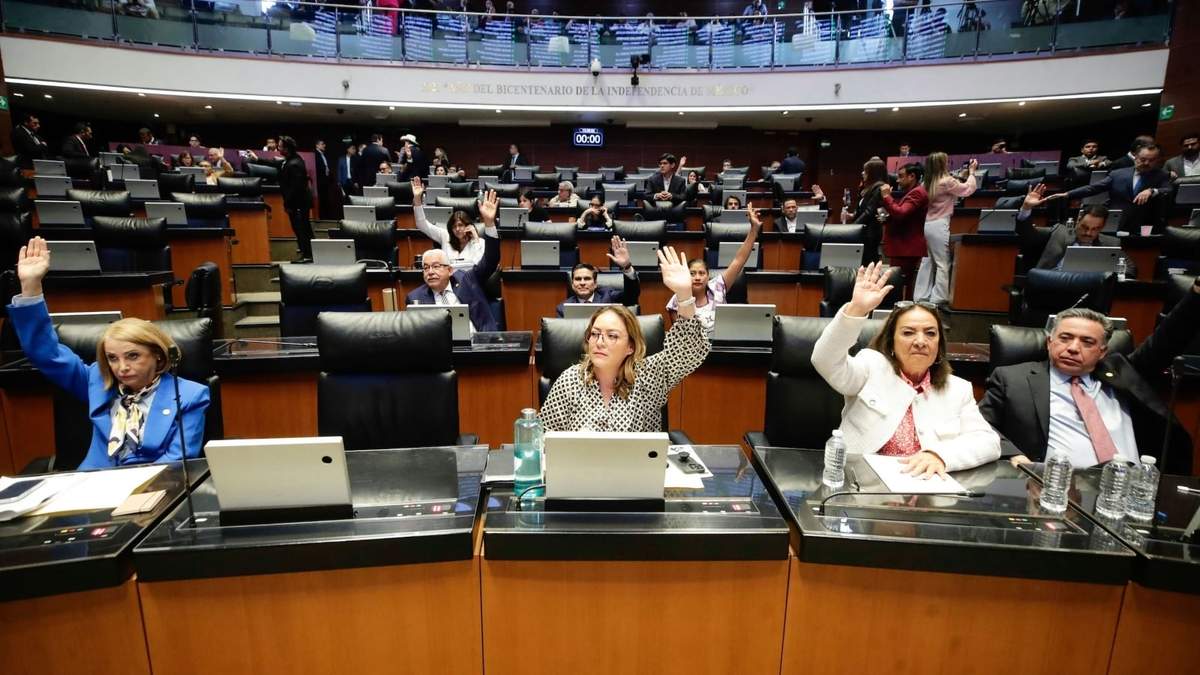 La sesión en el Senado de la República