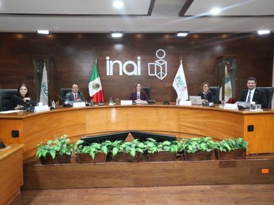 Jueza ordena al Senado nombrar a comisionados del INAI