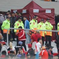River: Hincha muere tras saltar al vacío en estadio Monumental; se suspende partido