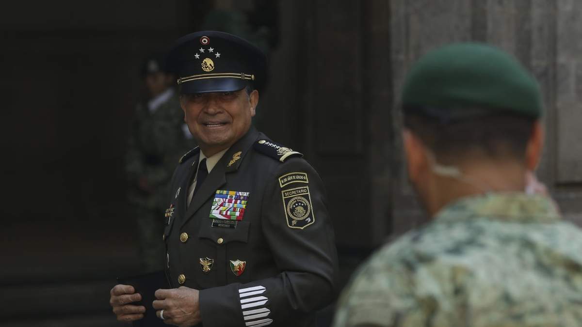 El titular de la Sedena, Luis Crecencio Sandoval