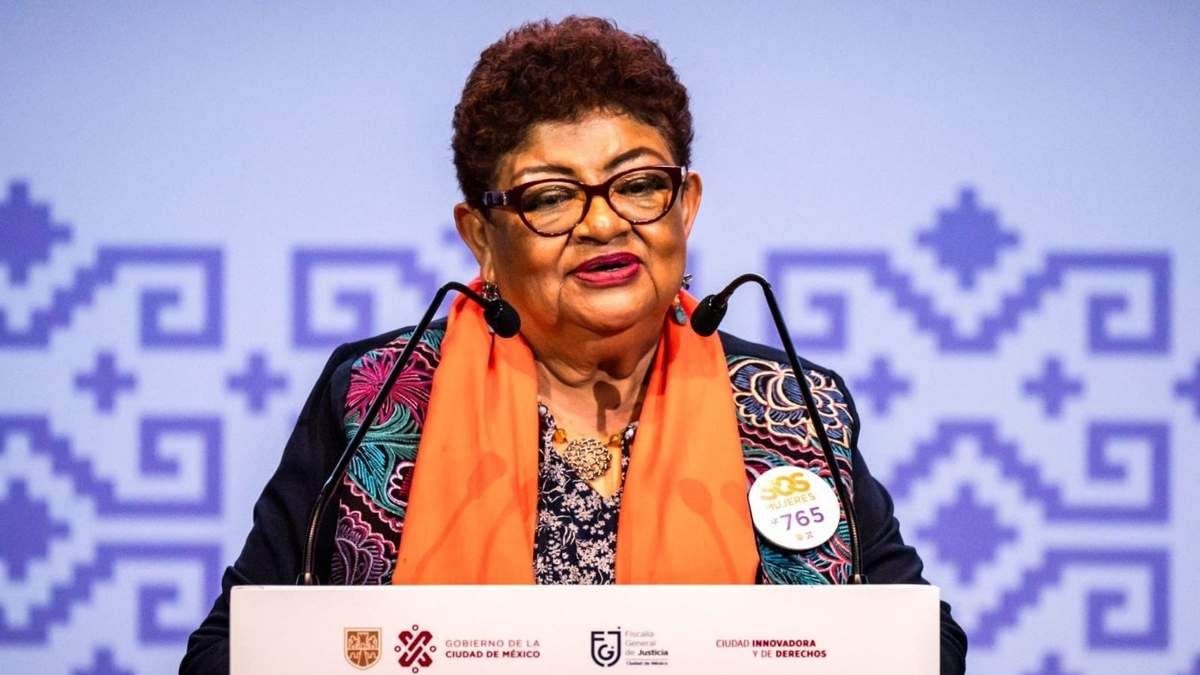 Ernestina Godoy en el informe