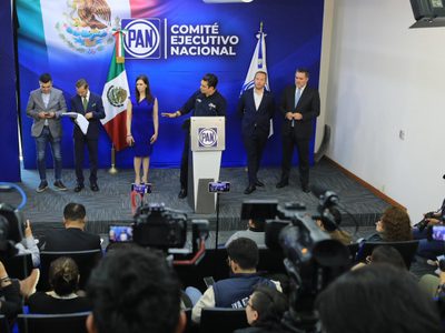 Lilly Téllez, Döring, Taboada, Rojo, Creel... Romero recopila casos de espionaje contra panistas