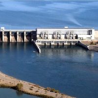 Neuquén podría cobrarle a las hidroeléctricas por el uso del agua para generación de energía