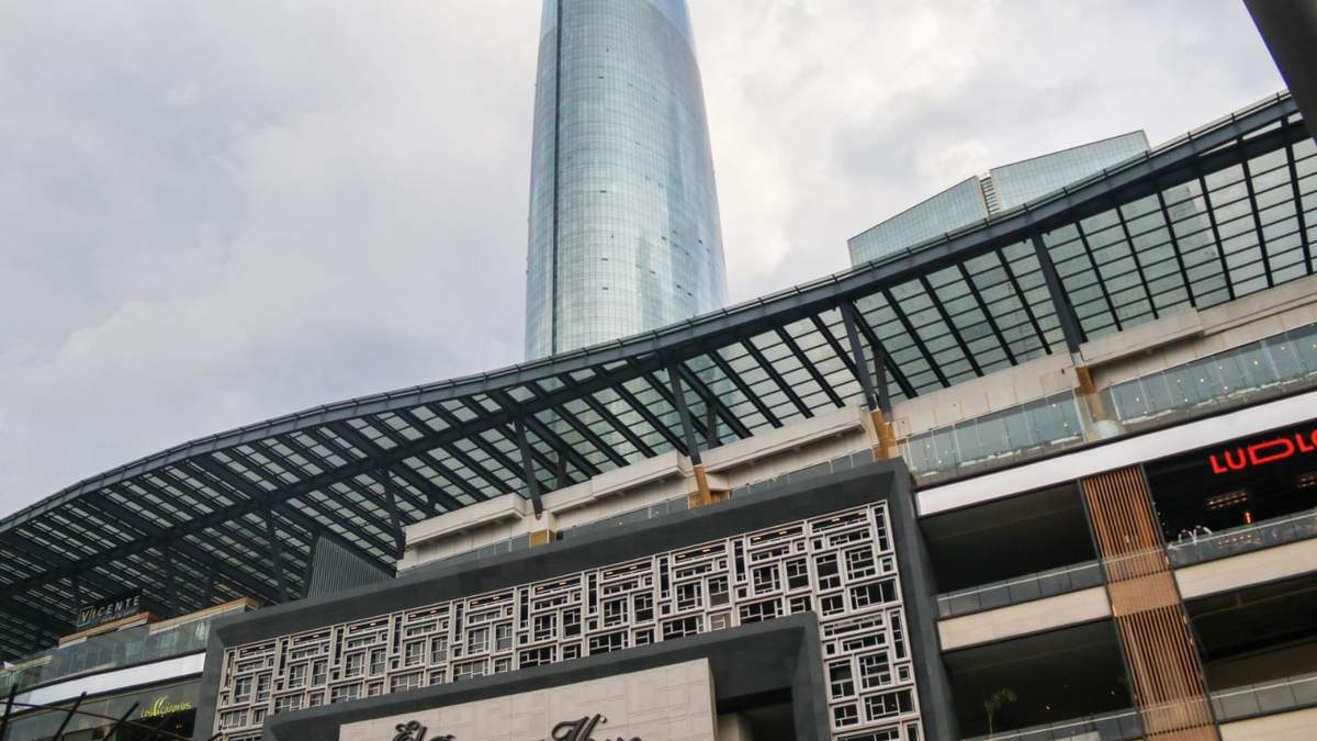 Existen en el país más de 900 centros comerciales