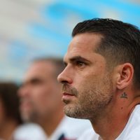 Antes de llegar al país: Fernando Gago ya tomó su primera medida como DT de Boca