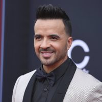 Langostas y verano: Luis Fonsi presenta su nueva faceta como chef a sus seguidores y tuvo aceptación